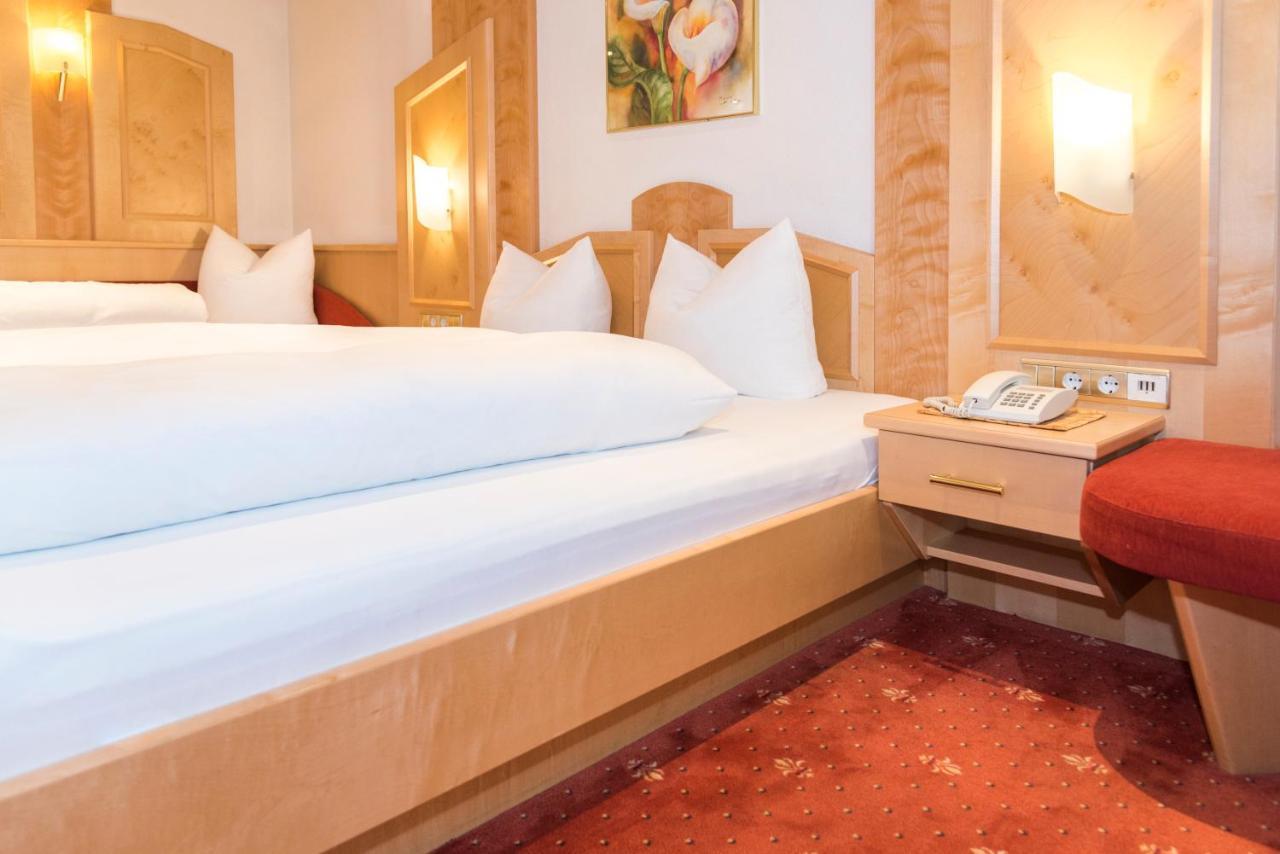 Alphotel Garni Salner Ischgl Exterior photo